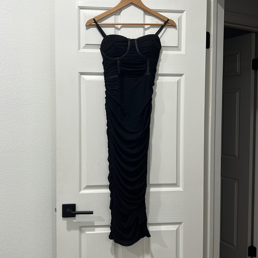 PRIVY BODY CON DRESS - Picture 2 of 6